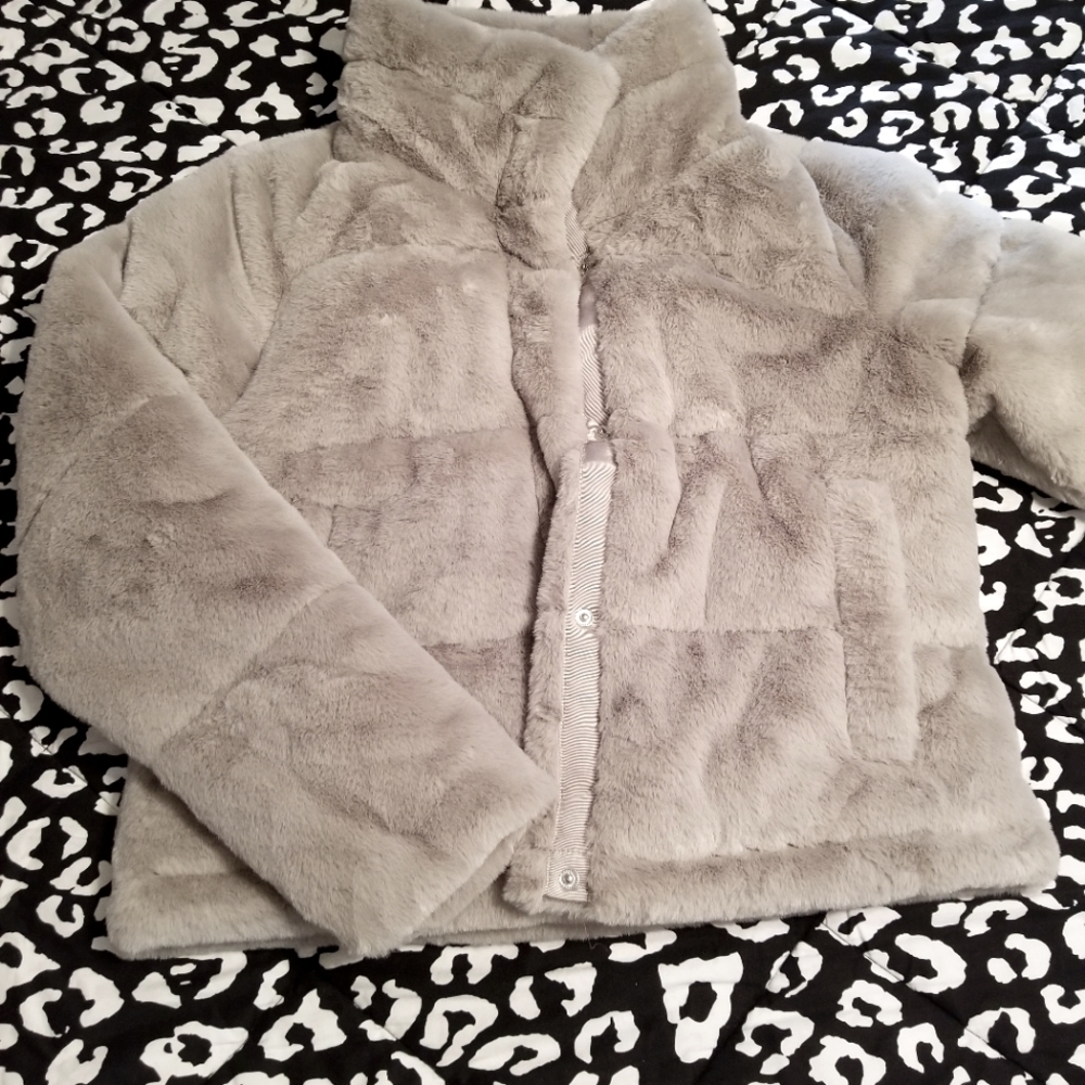Abercrombie mini puffer jacket